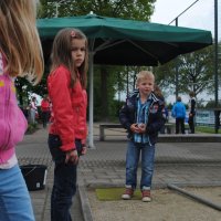 Kinder-JdB_15-05-2013